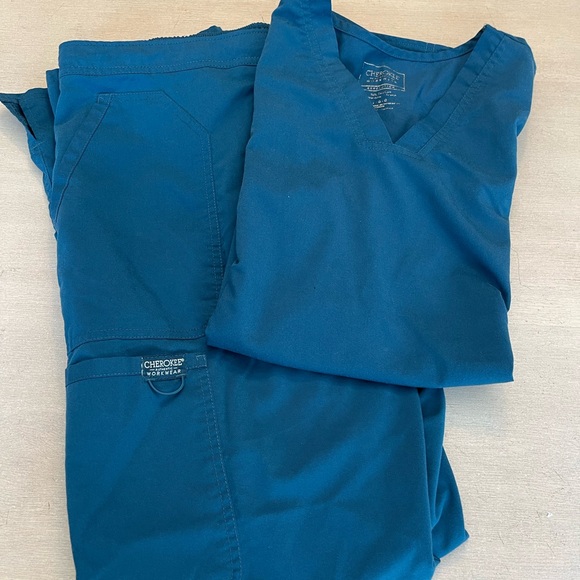 Cherokee workwear scrub set large - Picture 2 of 5
